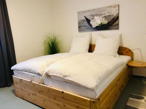 Große Wohnung - Kamin - Balkon - Boxspringbett - Skiwiese